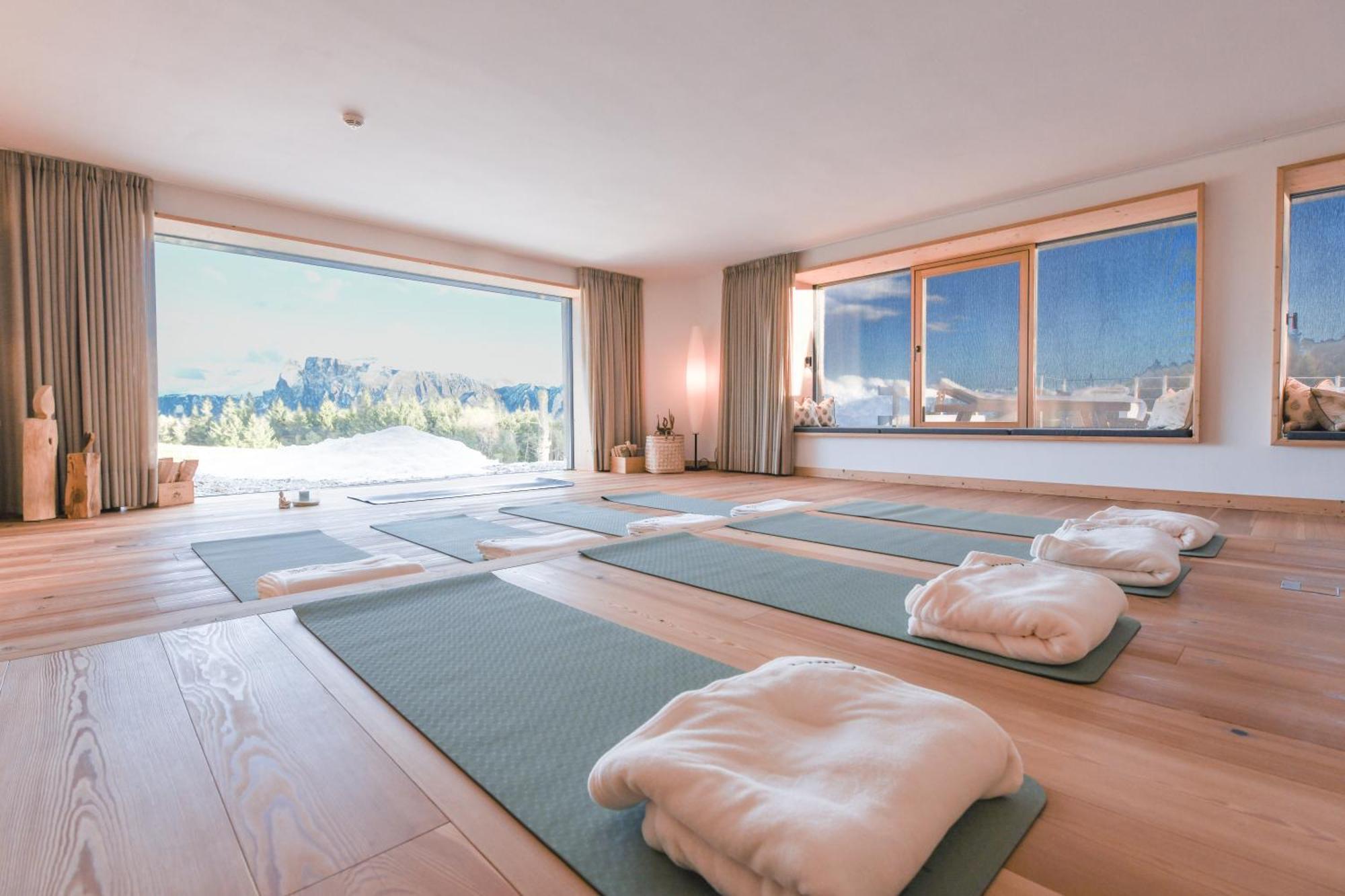 Hotel Tann Коллальбо Экстерьер фото